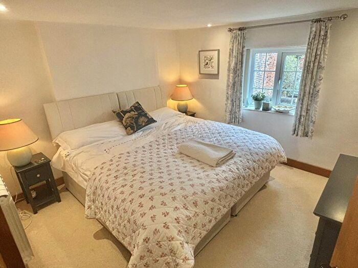 2 Bedroom Character Property To Rent In The Street, Poynings, BN45