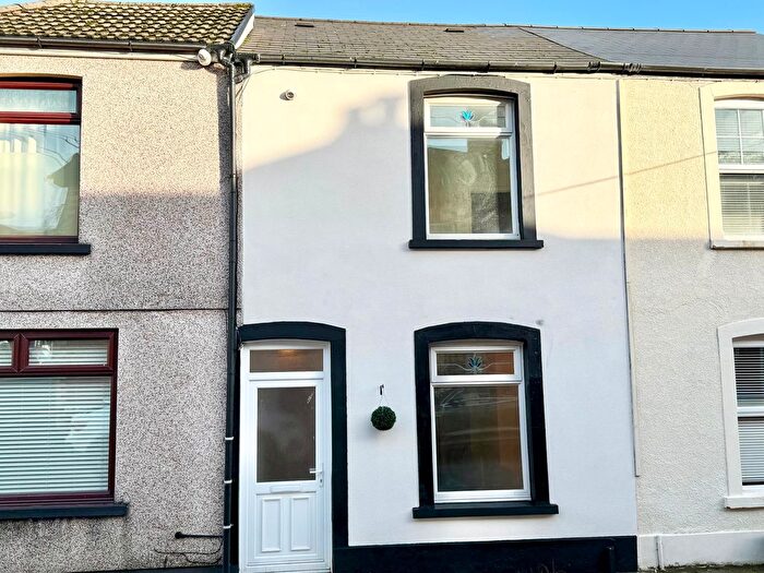 3 Bedroom Terraced House For Sale In Grove Place, Griffithstown, Pontypool, NP4