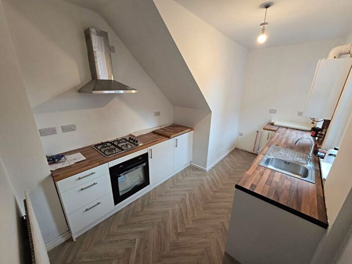 2 Bedroom Flat To Rent In Normanton Terrace, Benwell, Newcastle Upon Tyne, NE4