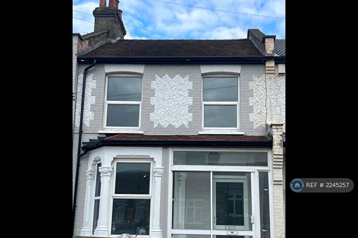 3 Bedroom Terraced House To Rent In Rochdale Road, London, SE2