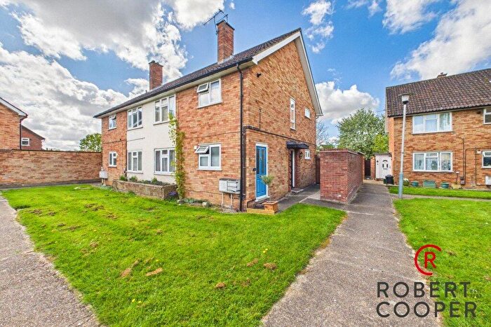1 Bedroom Apartment To Rent In Seymour Gardens, Ruislip, HA4