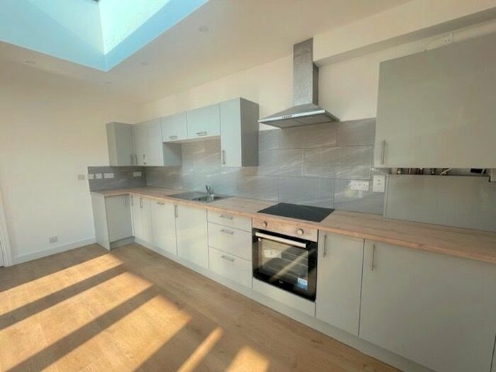 1 Bedroom Flat To Rent In Portland Road, Hove, BN3