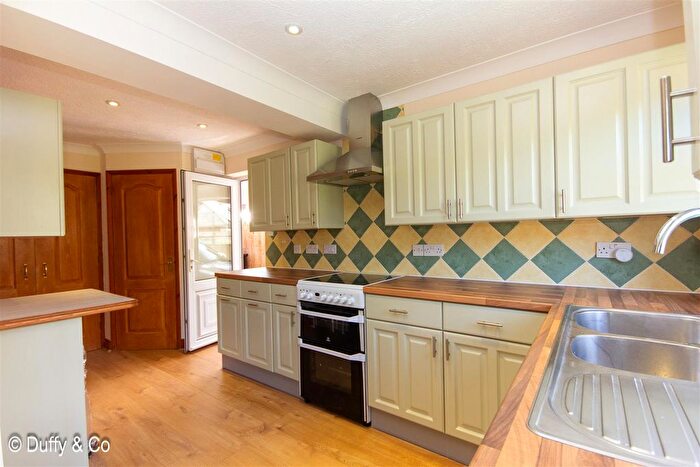 4 Bedroom Semi-Detached House To Rent In Salcombe, Plumpton Green, BN7