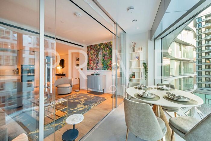 2 Bedroom Flat To Rent In Oakley House, Battersea Roof Gardens, Battersea Power Station, SW11