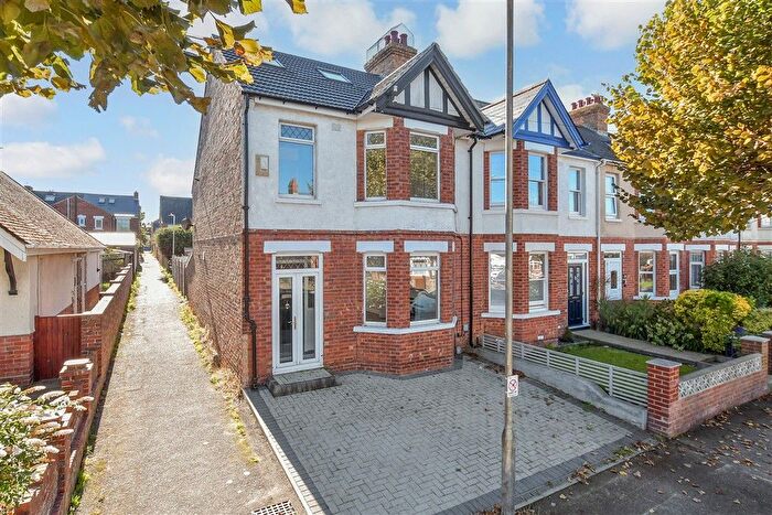 4 Bedroom Terraced House For Sale In Phillip Road, Folkestone, Kent, CT19