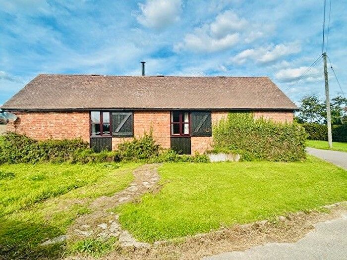 2 Bedroom Detached Bungalow To Rent In Chessons Farm, Wadhurst, TN5