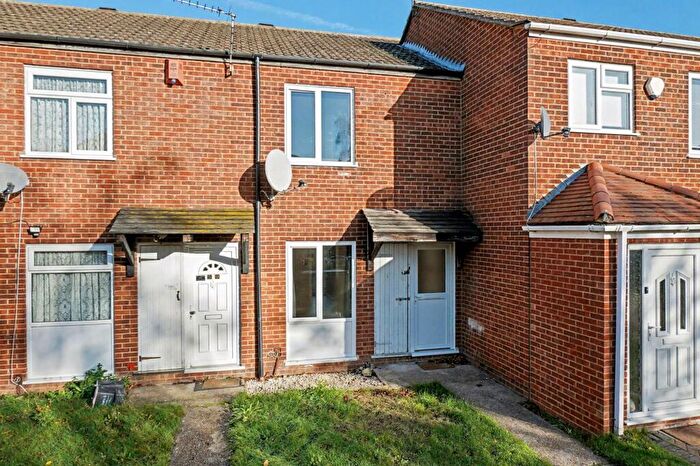 2 Bedroom Terraced House For Sale In Winters Croft, Gravesend, DA12