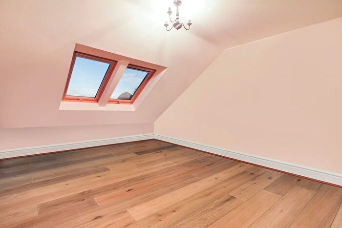 4 Bedroom Town House To Rent In Clay Lane, Harrow, HA3