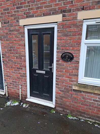 2 Bedroom Flat To Rent In Two Trees Lane, Denton, M34