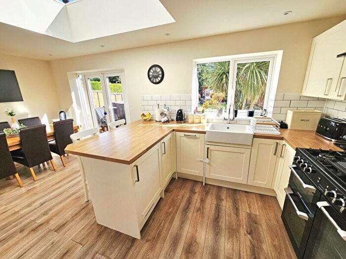 3 Bedroom Semi-Detached House For Sale In Cofield Road, Sutton Coldfield, B73
