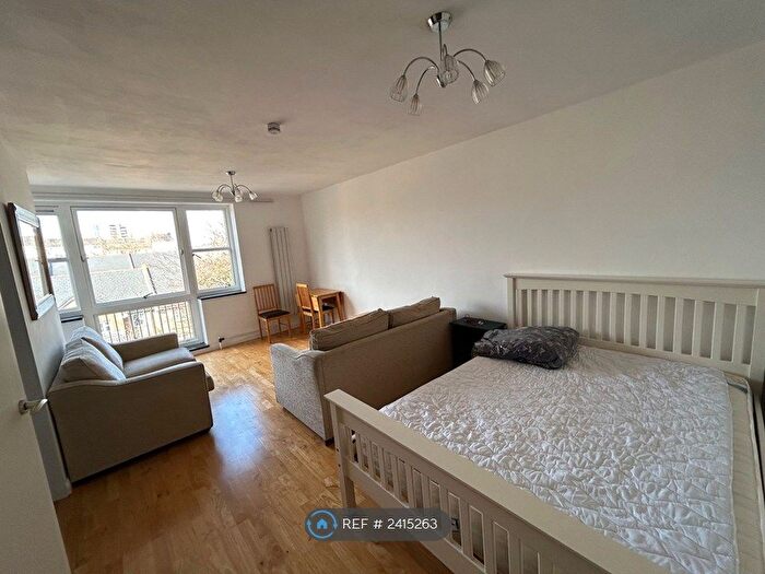 Studio To Rent In Carrick Court, London, SE11