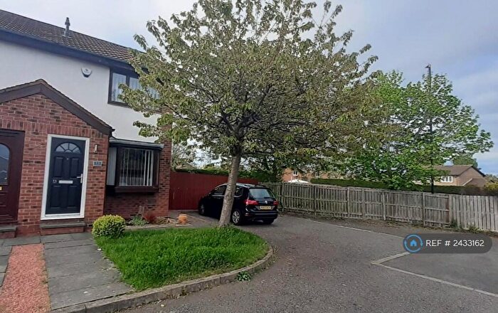 2 Bedroom Semi-Detached House To Rent In Wheatear Close, Washington, NE38