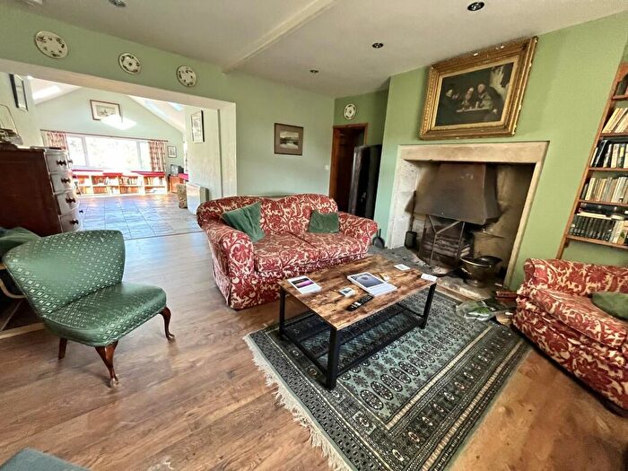 3 Bedroom Cottage For Sale In The Village, Christon Bank, NE66