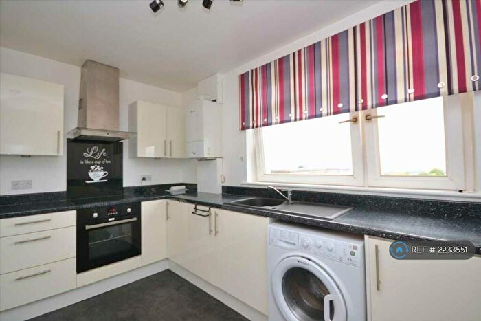 3 Bedroom Maisonette To Rent In Kirkmuir Drive, Rutherglen, Glasgow, G73