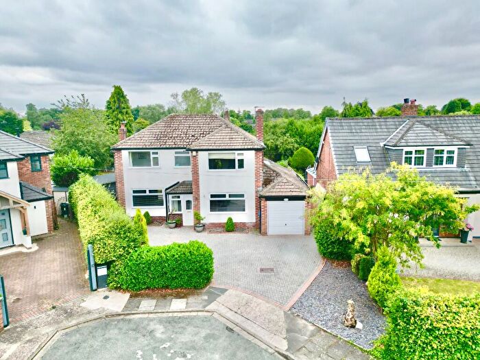 4 Bedroom Detached House For Sale In Winchester Drive, Sale, Greater Manchester, M33