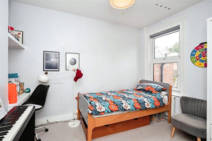 3 Bedroom Terraced House For Sale In Silverdale Road, Tunbridge Wells, Kent, TN4