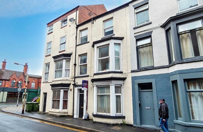 2 Bedroom Flat For Sale In No Elders Street, Scarborough, North Yorkshire, YO11