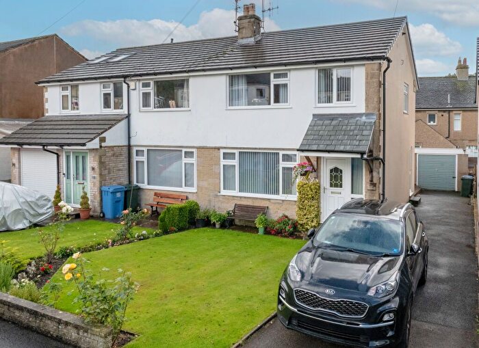 3 Bedroom Semi-Detached House For Sale In Longdale Avenue, Settle, North Yorkshire, BD24