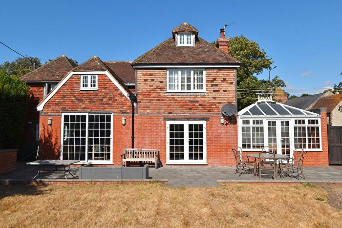 4 Bedroom Detached House For Sale In High Street, Dymchurch, TN29