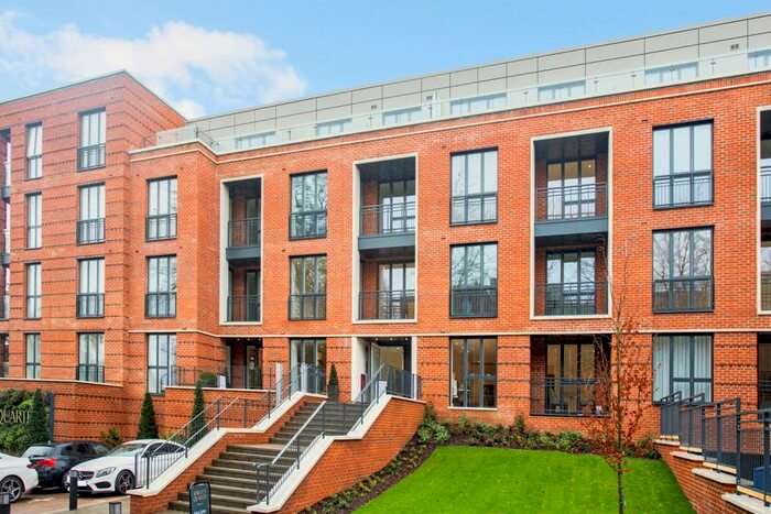 1 Bedroom Flat To Rent In Fellowes Rise, Winchester, SO22