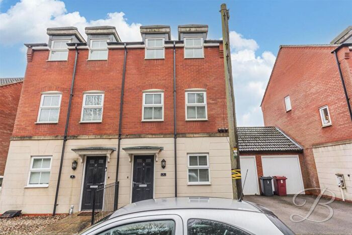 3 Bedroom Semi Detached House For Sale In Bathurst Terrace, Langwith, Mansfield, NG20