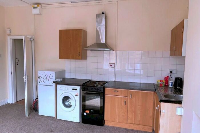 1 Bedroom Flat To Rent In Yardley Road, Acocks Green, B27