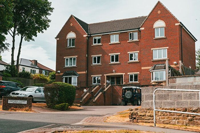 2 Bedroom Flat For Sale In Cartmell Court, Woodseats, Sheffield, S8