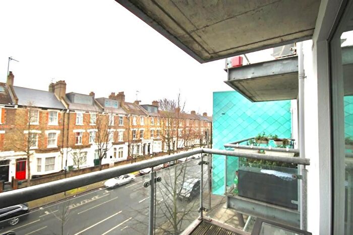 1 Bedroom Flat To Rent In B Drayton Park, Highbury, Holloway Road, London, N5
