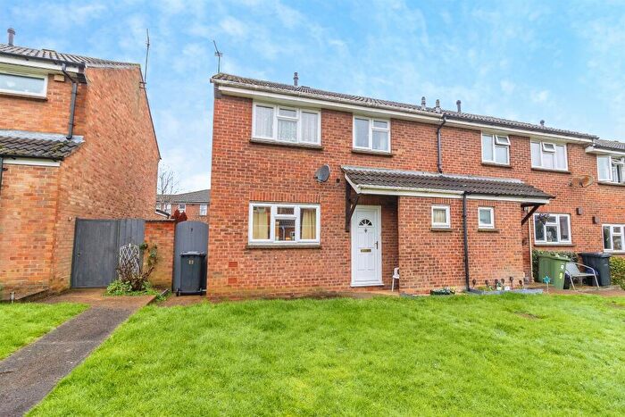 3 Bedroom End Of Terrace House For Sale In Sadleirs Green, Woburn Sands, Milton Keynes, MK17