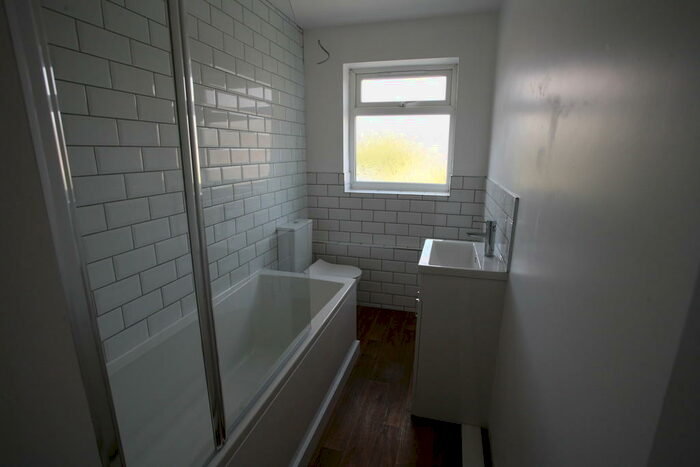 2 Bedroom Flat To Rent In Barking Road, Needham Market, IP6