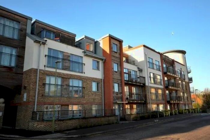 2 Bedroom Flat To Rent In The Waterfront, Hertford, SG14