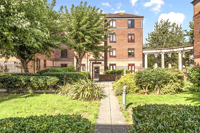 1 Bedroom Flat For Sale In Berlington Court, Redcliffe, Bristol, BS1