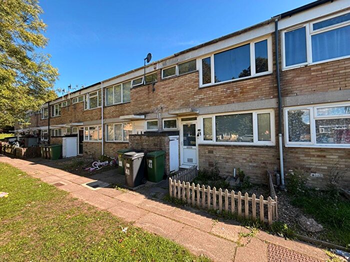 3 Bedroom Terraced House For Sale In Lincoln Way, Thetford, IP24