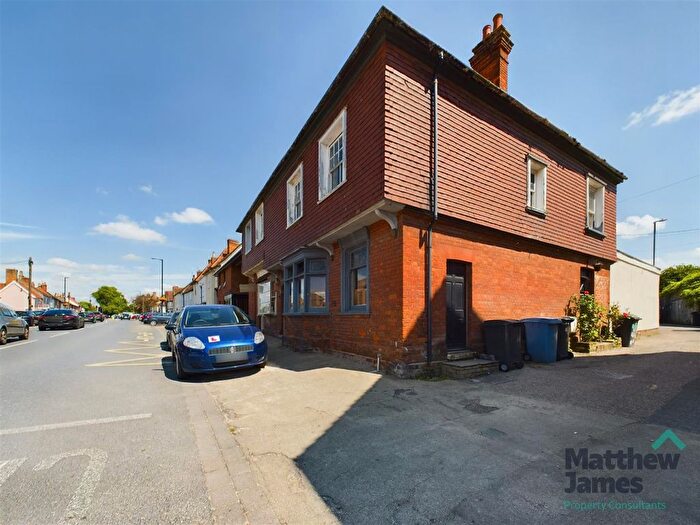 3 Bedroom Flat To Rent In Little St. Marys, Long Melford, CO10