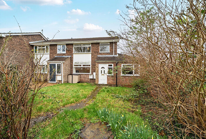 3 Bedroom End Of Terrace House For Sale In Harescombe, Yate, Bristol, Gloucestershire, BS37