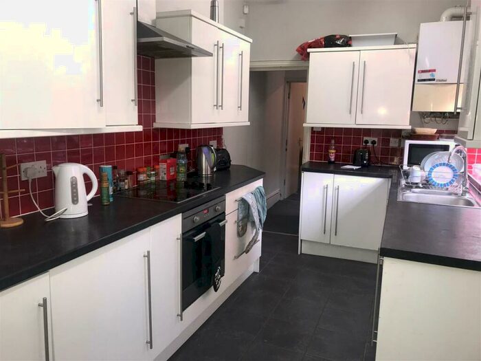 7 Bedroom Terraced House To Rent In Dawlish Road, Selly Oak, Birmingham, B29