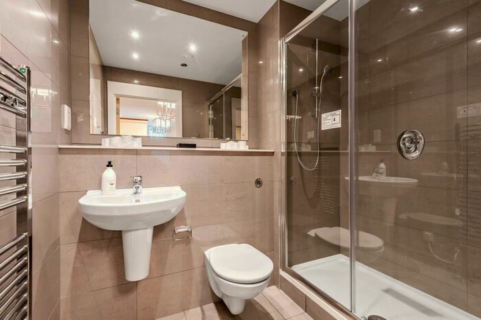 2 Bedroom Apartment To Rent In Royal Winchester House, Bracknell, RG12