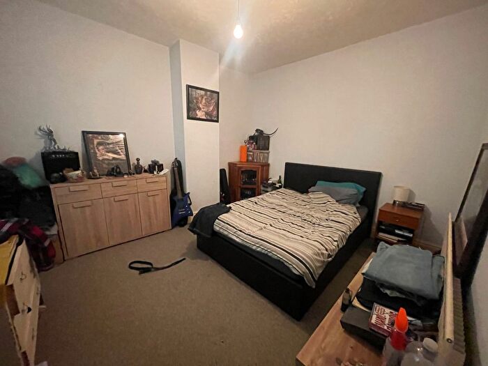 3 Bedroom Terraced House For Sale In Gertrude Street, Grimsby, DN32