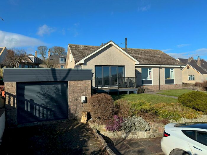 6 Bedroom Detached House For Sale In Kirkburn, Inverbervie, Montrose, DD10