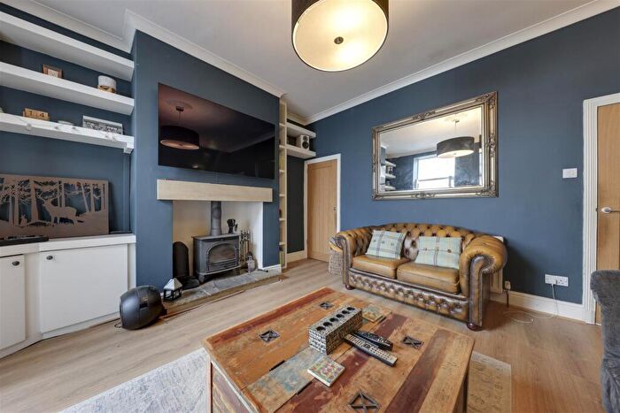 4 Bedroom Terraced House For Sale In Willow Street, Haslingden, Rossendale, BB4