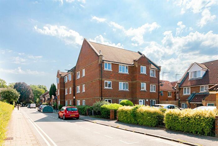 2 Bedroom Flat To Rent In Northiam Street, London, E9