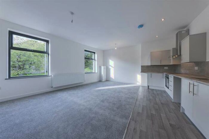 2 Bedroom Apartment To Rent In Bank Street, Rawtenstall, Rossendale, BB4
