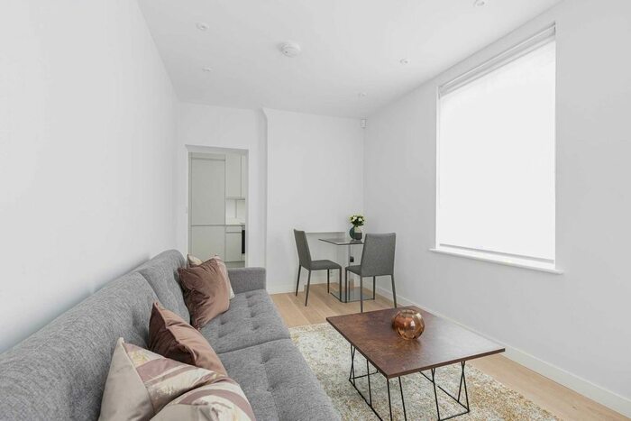 1 Bedroom Flat To Rent In New Cavendish Street, Marylebone, London, W1G