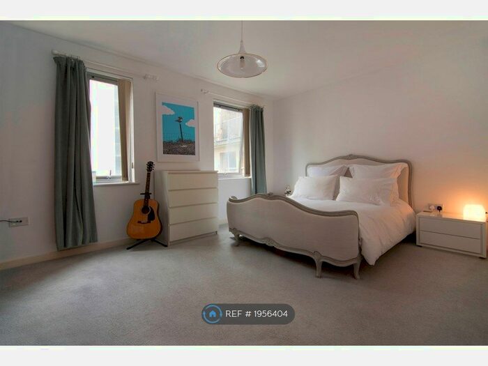 2 Bedroom Flat To Rent In Wick Lane, London, E3