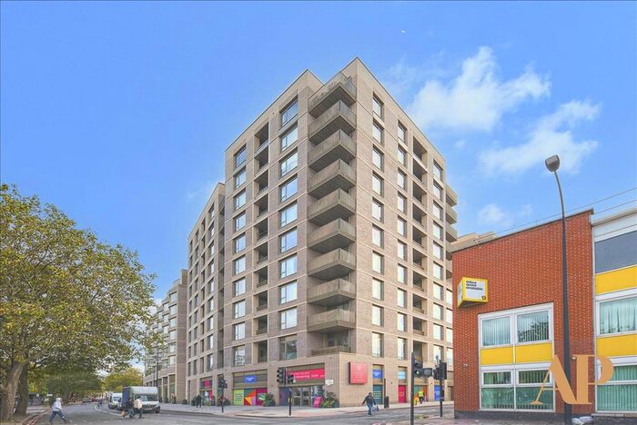 1 Bedroom Flat To Rent In Phoenix, Gasholder Place, Oval Village, London, SE11