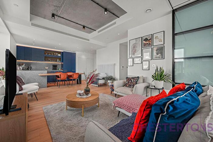 2 Bedroom Flat To Rent In Douglass Tower, Goodluck Hope Walk, E14