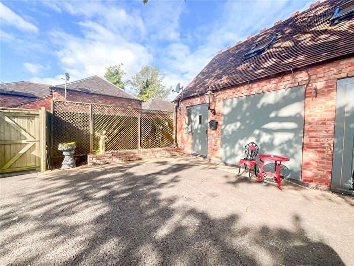 2 Bedroom Semi-Detached House To Rent In Park Lane, Bonehill, Tamworth, Staffordshire, B78