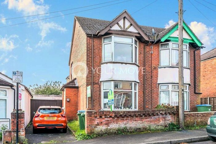 5 Bedroom Detached House To Rent In Kitchener Road, Southampton, Hampshire, SO17