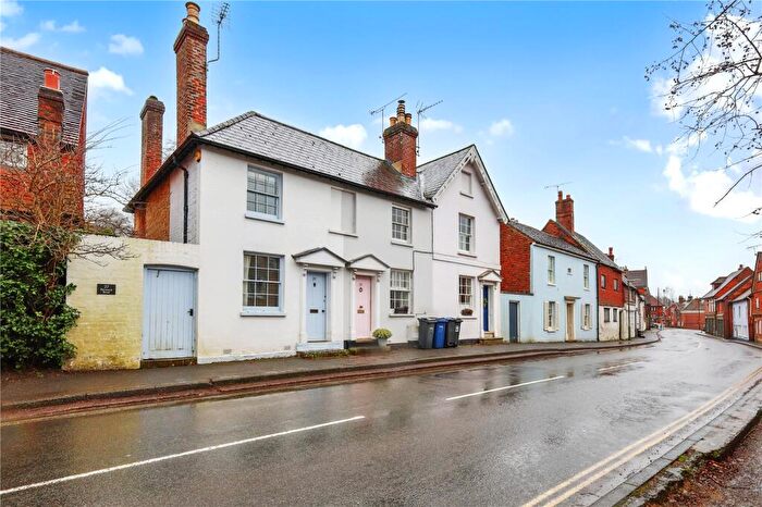 2 Bedroom End Of Terrace House For Sale In Petworth Road, Haslemere, Surrey, GU27