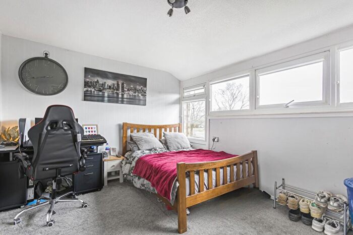 3 Bedroom Terraced House For Sale In Brooksfield, Welwyn Garden City, Hertfordshire, AL7